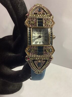 Heidi daus watch